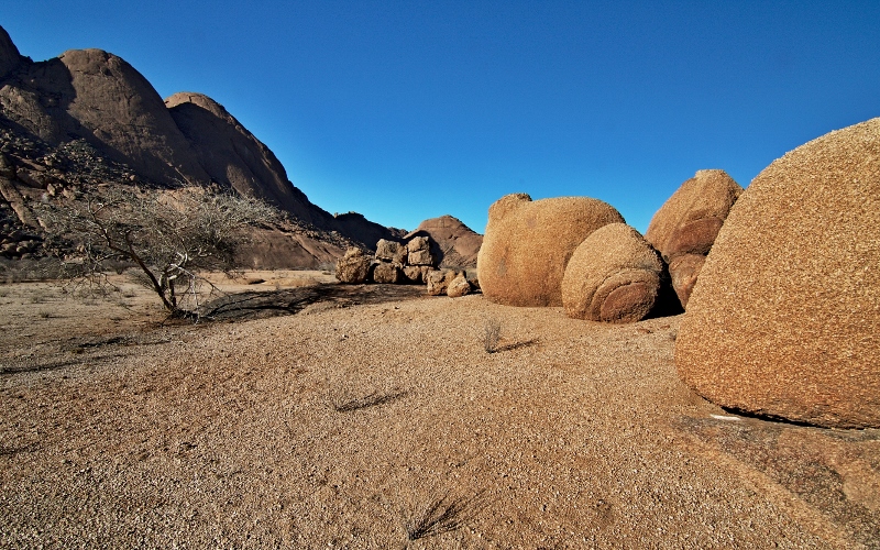 Spitzkoppe - okolí